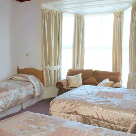 Ferry House Bed & Breakfast Dun Laoghaire Exterior photo