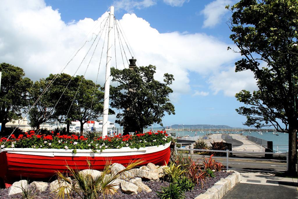 Ferry House Bed & Breakfast Dun Laoghaire Exterior photo