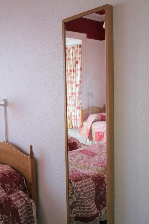 Ferry House Bed & Breakfast Dun Laoghaire Exterior photo